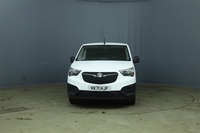 2021 Vauxhall Combo 1.5L Edition 4dr - Photo 7