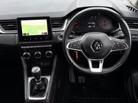 USED 2022 22 RENAULT CAPTUR 1.3 TCe Iconic Edition SUV 5dr Petrol Manual Euro 6 (s/s) (140 ps) + SERVICE HISTORY + 17" ALLOY WHEELS + SIX (6) SPEED MANUAL GEARBOX + DAYTIME RUNNING LIGHTS + SATELLITE NAVIGATION + AUTO HEADLIGHTS + REAR PARKING SENSORS + CLIMATE CONTROL + CRUISE CONTROL + BLUETOOTH / TELEPHONE PREPARATION + RADIO / USB / DAB / MP3 PLAYER + MUCH MUCH MORE...