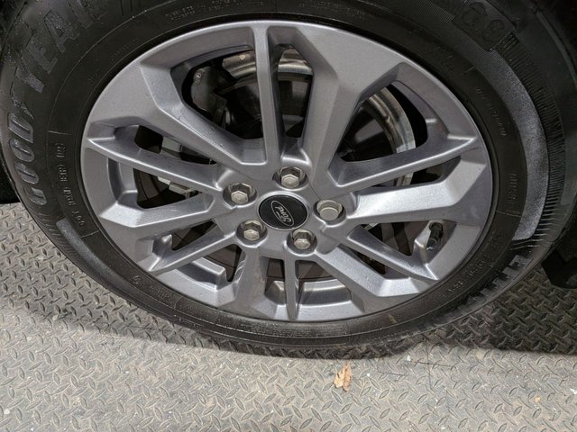 2022 Ford Focus 1L Titanium Style 5dr - Photo 4