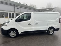 USED 2021 71 RENAULT TRAFIC 2.0 dCi ENERGY 28 Business+ Panel Van 5dr Diesel Manual SWB Standard Roof Euro 6 (s/s) (120 ps) This 2021 Renault Trafic presents a superb ownership proposition, having been meticulously maintained by just one owner from new.  Powered by a robust 2.0 litre dCi diesel engine, this Euro 6 compliant model offers efficient performance for your business needs.  The Business+ trim level ensures a practical and comfortable driving experience, enhanced by features such as a DAB radio with Bluetooth and USB connectivity, a wide view mirror incorporating blind spot assistance.