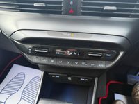 USED 2022 72 HYUNDAI I20 1.0 T-GDi MHEV Premium Hatchback 5dr Petrol Hybrid DCT Euro 6 (s/s) (100 ps) LOW MILES / AUTOMATIC GEARBOX