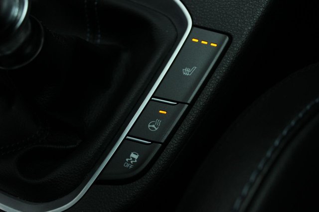 2020 HYUNDAI I30 - Photo 8