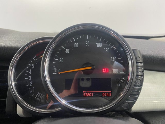 2015 MINI Hatch 1.5L Cooper 3dr - Photo 10