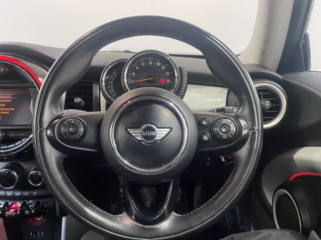 2015 MINI Hatch 1.5L Cooper 3dr - Photo 11