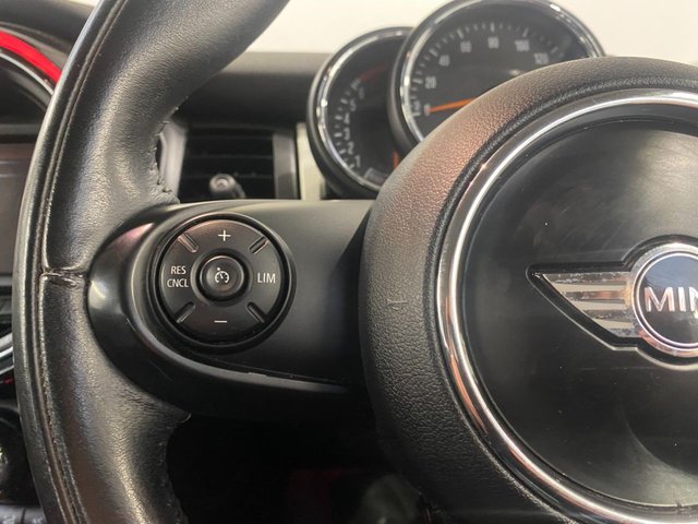 2015 MINI Hatch 1.5L Cooper 3dr - Photo 12