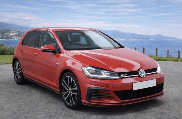 2017 VOLKSWAGEN GOLF