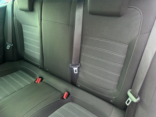 2015 VAUXHALL INSIGNIA 2.0 CDTi SRi VX Line Nav Hatchback 5dr Diesel Auto Euro 6 (170 ps) - Photo 9