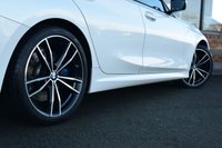 USED 2021 71 BMW 3 SERIES 2.0 330i M Sport Saloon 4dr Petrol Auto Euro 6 (s/s) (258 ps) M SPORT+ / MINERAL WHITE / FSH
