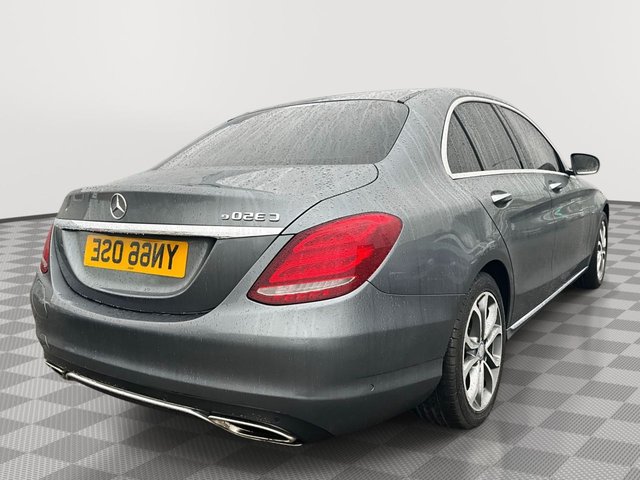 2016 Mercedes-Benz C-CLASS - Photo 9