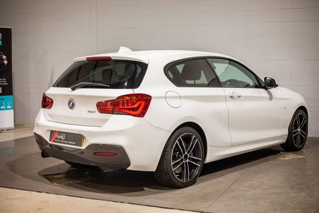 2017 BMW 1 Series 1.5L M Sport Shadow Edition 3dr - Photo 4