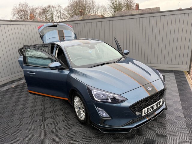 2020 FORD FOCUS - Photo 12