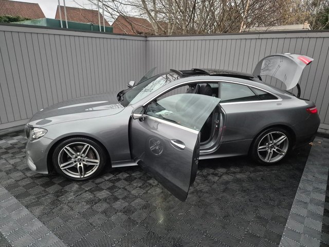 2018 Mercedes-Benz E-CLASS - Photo 6