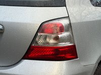 USED 2004 04 HONDA CIVIC 1.6 i-VTEC Executive Hatchback 5dr Petrol Automatic (172 g/km, 108 bhp) 