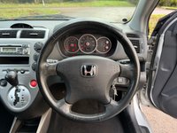 USED 2004 04 HONDA CIVIC 1.6 i-VTEC Executive Hatchback 5dr Petrol Automatic (172 g/km, 108 bhp) 