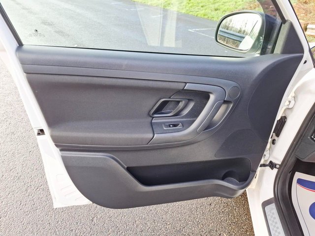 2013 SKODA FABIA - Photo 7