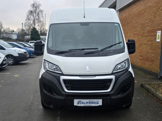 2020 Peugeot Boxer 2.2L Professional 5dr - Photo 6
