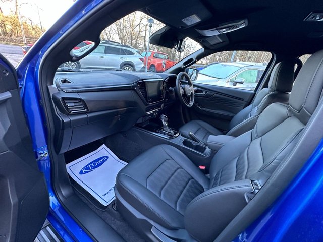 2025 ISUZU D-MAX 1.9 TD V-Cross Pickup Double Cab 4dr Diesel Auto 4WD Euro 6 (s/s) (164 ps) - Photo 10