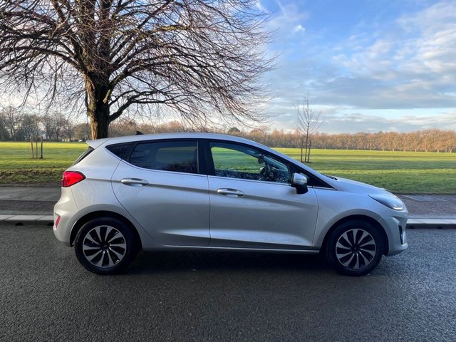 2023 Ford Fiesta 1L Titanium 5dr - Photo 5