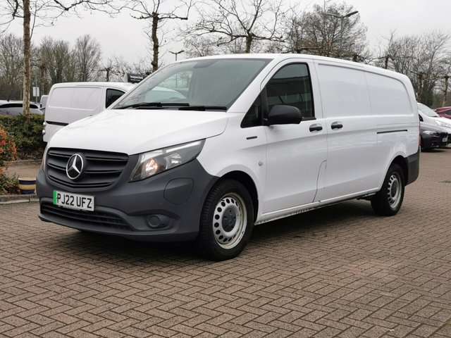 2022 Mercedes-Benz EVITO - Photo 6