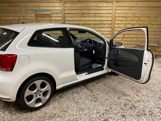 2012 VOLKSWAGEN POLO (2012) - Photo 9