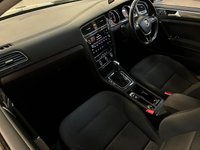USED 2018 18 VOLKSWAGEN GOLF 1.6 TDI SE Estate 5dr Diesel DSG Euro 6 (s/s) (115 ps) BLUETOOTH+DAB+F/R SENSORS