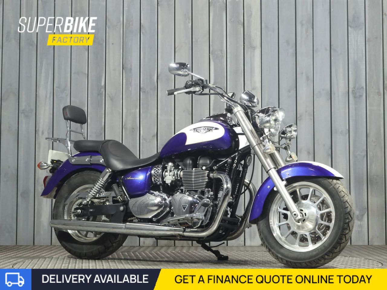 TRIUMPH BONNEVILLE AMERICA 865