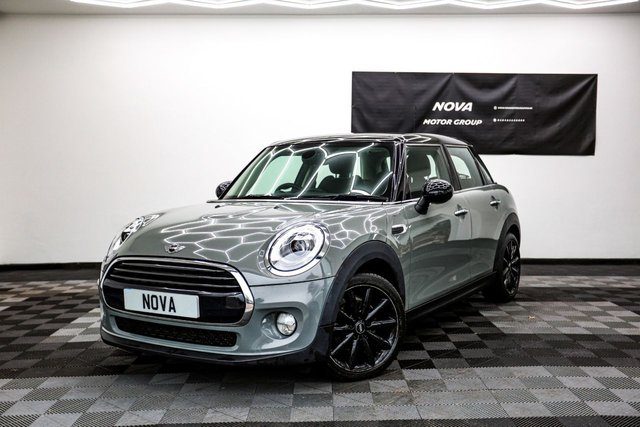 2017 MINI Hatch 1.5L Cooper 5dr - Photo 2