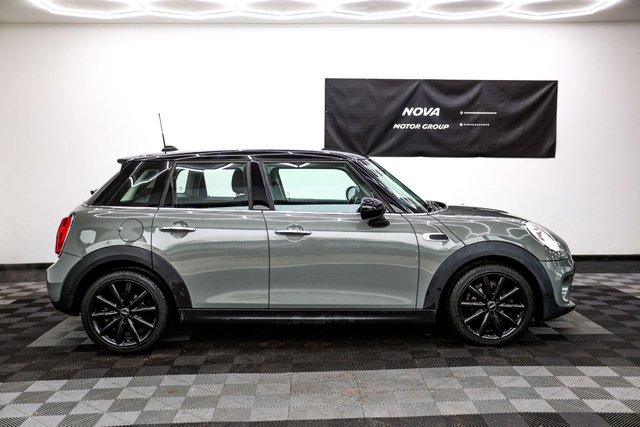 2017 MINI Hatch 1.5L Cooper 5dr - Photo 5