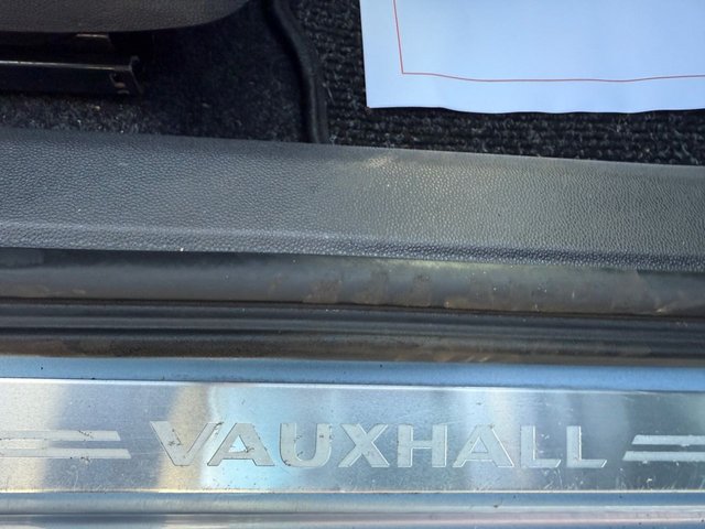 2013 VAUXHALL CORSA - Photo 12