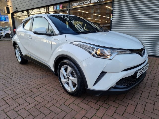 2019 TOYOTA C-HR 2019 1.8 VVT-h Icon SUV 5dr Petrol Hybrid CVT Euro 6 (s/s) (122 ps) - Photo 9