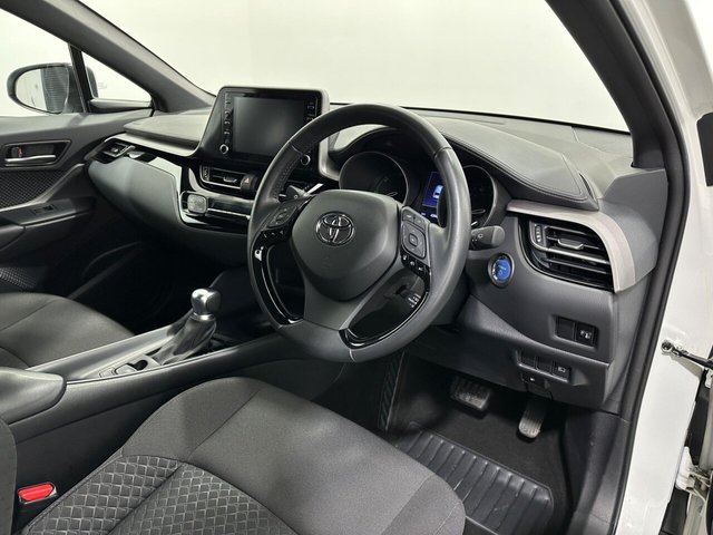 2021 Toyota C-HR - Photo 10