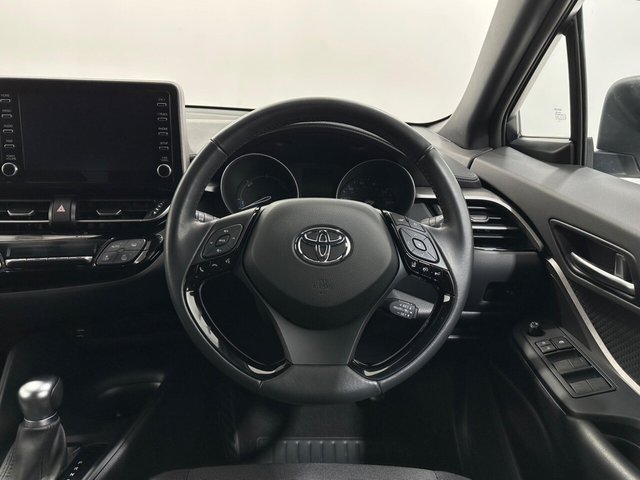 2021 Toyota C-HR - Photo 12
