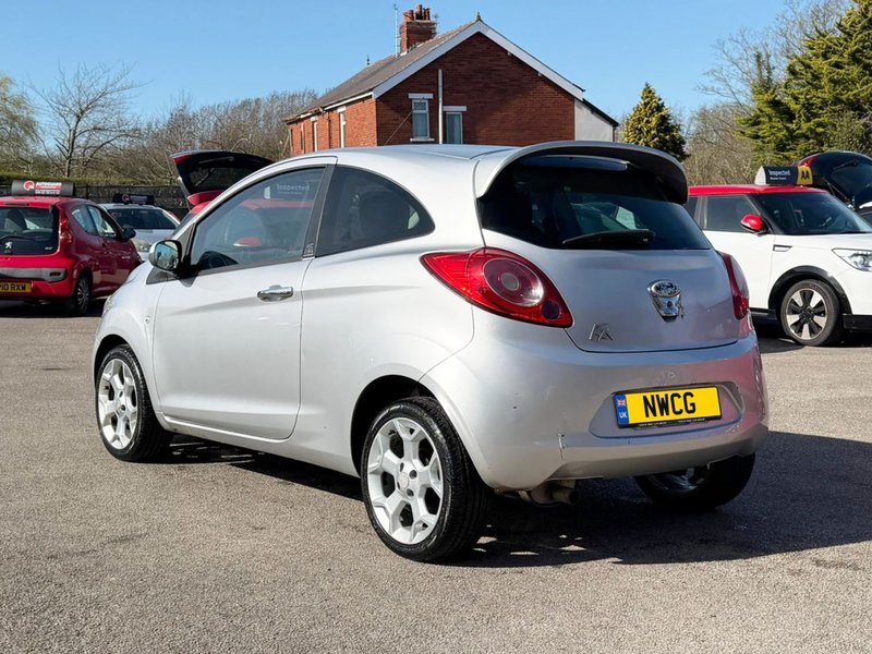 2010 Ford Ka in silver — photo 7 of 20