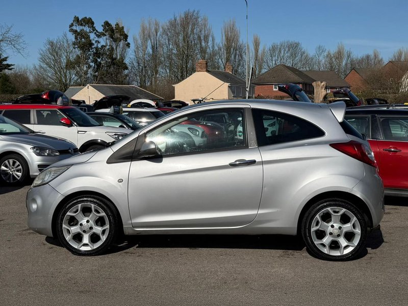 2010 Ford Ka in silver — photo 11 of 20