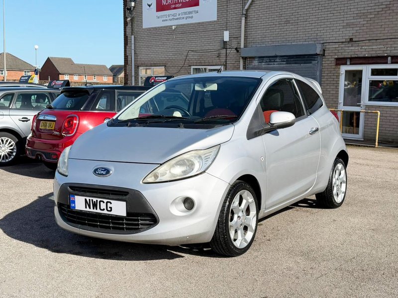 2010 Ford Ka in silver — photo 4 of 20