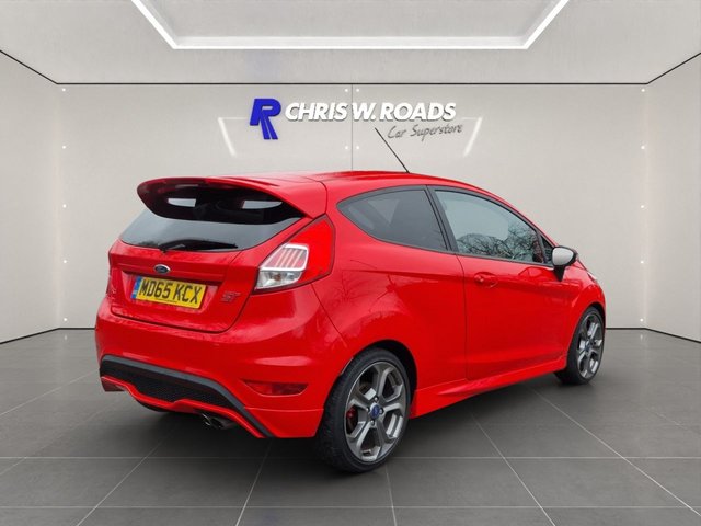 2016 Ford Fiesta 1.6L St-2 3dr - Photo 11