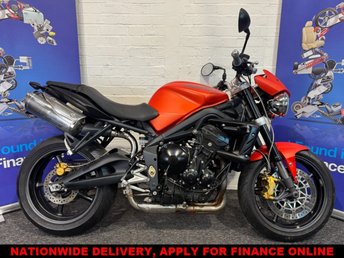 2010 TRIUMPH STREET TRIPLE 675