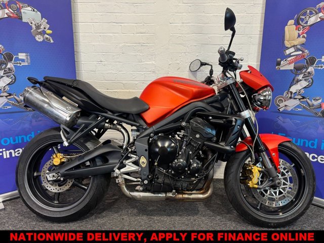 View our TRIUMPH STREET TRIPLE 675