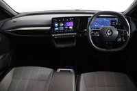 USED 2023 23 RENAULT MEGANE E-TECH 60kWh iconic 5dr Auto (optimum charge) (APPLE CAR PLAY) 