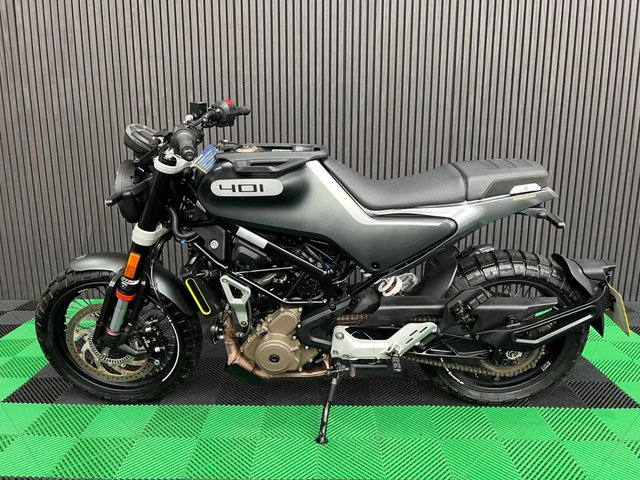 View our HUSQVARNA SVARTPILEN 401