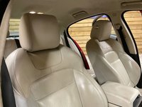 USED 2013 13 JAGUAR XF 3.0d S V6 Portfolio Saloon 4dr Diesel Auto Euro 5 (s/s) (275 ps) 41,152 MILES ONLY DEMO+ONE OWNER HIGH SPEC MODEL