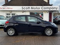 USED 2019 68 PEUGEOT 208 1.2 PureTech Signature Hatchback 5dr Petrol Manual Euro 6 (s/s) (82 ps) Bluetooth, rear park sens, DAB