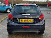 USED 2019 68 PEUGEOT 208 1.2 PureTech Signature Hatchback 5dr Petrol Manual Euro 6 (s/s) (82 ps) Bluetooth, rear park sens, DAB
