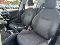USED 2019 68 PEUGEOT 208 1.2 PureTech Signature Hatchback 5dr Petrol Manual Euro 6 (s/s) (82 ps) Bluetooth, rear park sens, DAB