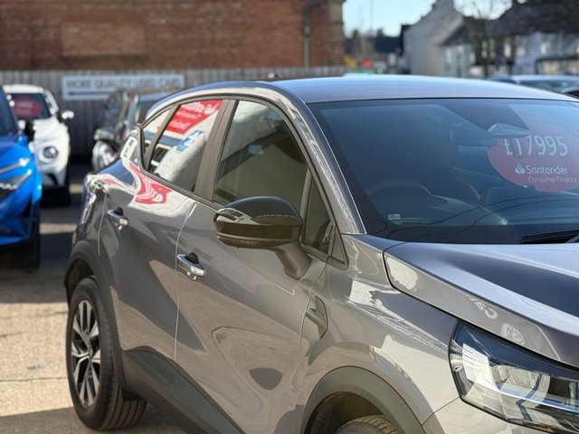 2025 RENAULT CAPTUR 1.0 TCe evolution SUV 5dr Petrol Manual Euro 6 (s/s) (90 ps) - Photo 11