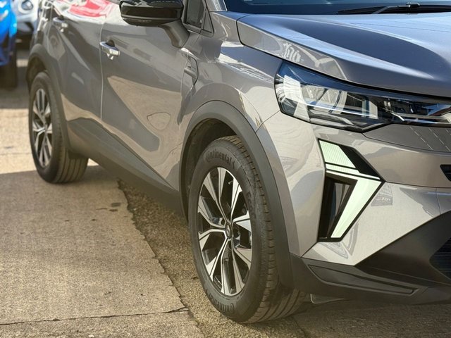 2025 RENAULT CAPTUR 1.0 TCe evolution SUV 5dr Petrol Manual Euro 6 (s/s) (90 ps) - Photo 12