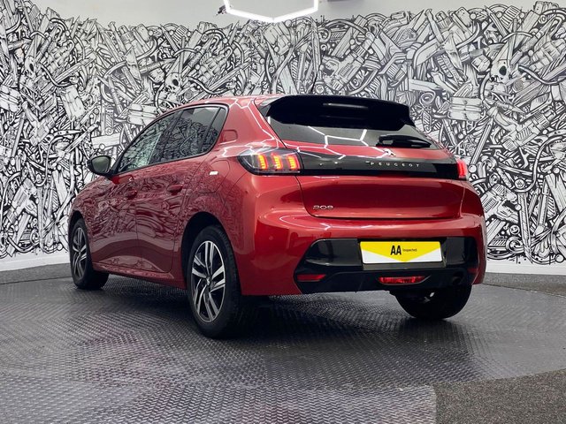 2023 Peugeot 208 1.2L Allure Premium + 5dr - Photo 9