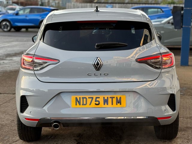 2025 RENAULT CLIO 1.0 TCe techno Hatchback 5dr Petrol Manual Euro 6 (s/s) (90 ps) - Photo 5
