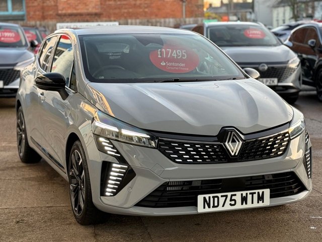 2025 RENAULT CLIO 1.0 TCe techno Hatchback 5dr Petrol Manual Euro 6 (s/s) (90 ps) - Photo 10