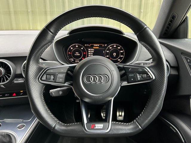 2017 AUDI TT - Photo 11
